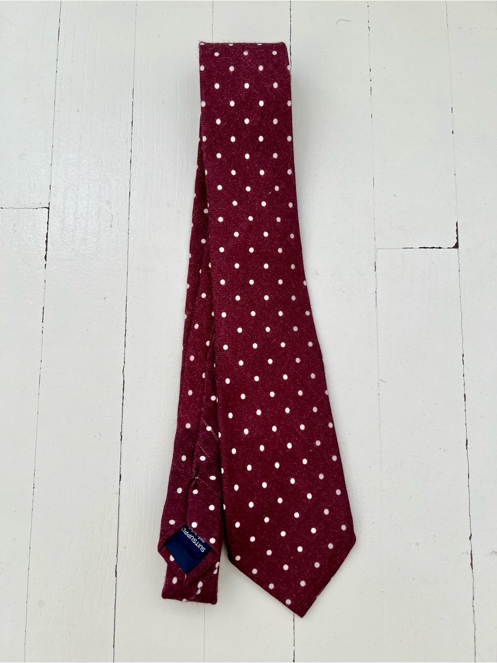 Suitsupply Burgundy Tie with White Polka Dots
